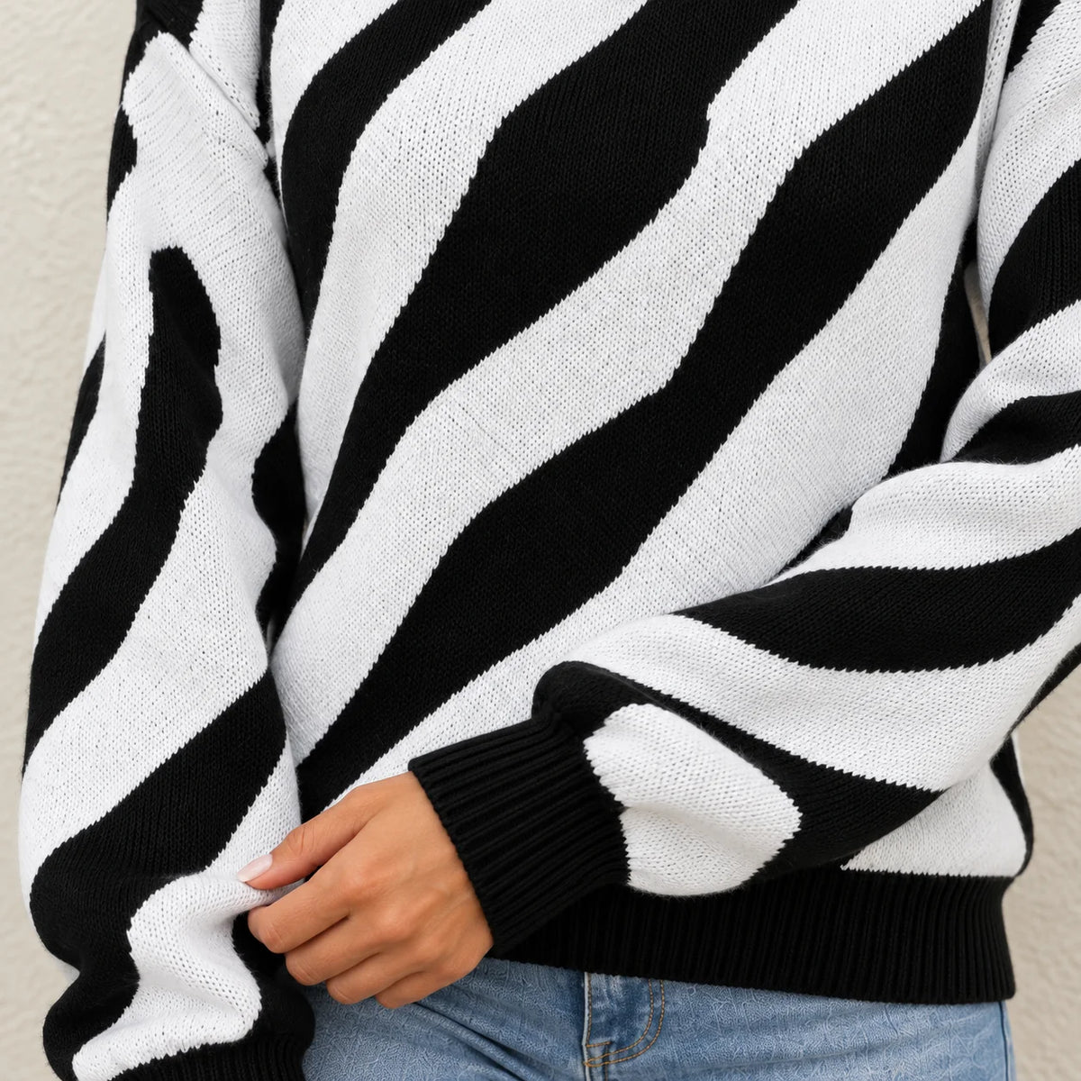 Camille Women's Chic Abstract Jumper