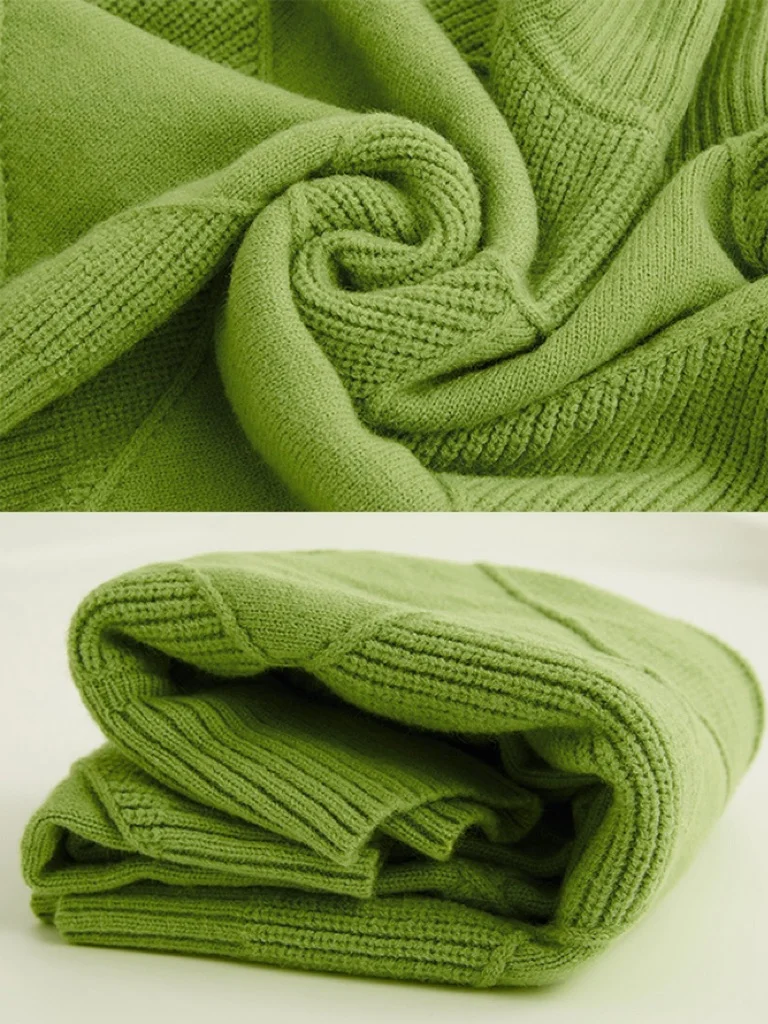 Iris Women’s Warm Sweater